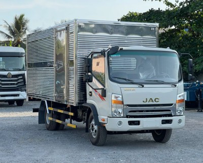 Xe Tải JAC 4.9 Tấn Thùng kín (JAC N500 E5)
