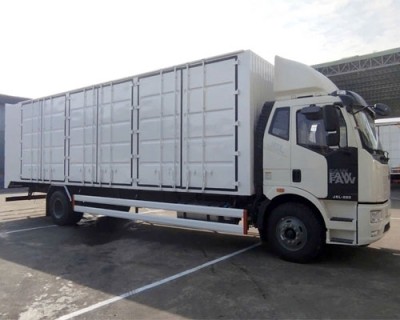 XE TẢI FAW 7 TẤN THÙNG KÍN 9M9 CAO 2M5