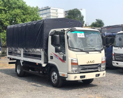 Xe Tải JAC 2 Tấn Thùng Bạt