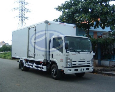 Xe tải Isuzu 5.5 Tấn/ 5.500 kg - NQR75L ( THÙNG DÀI 5.7 M )