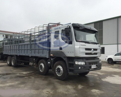 Xe tải thùng Chenglong 4 chân 17.9 tấn ( 17900 Kg )