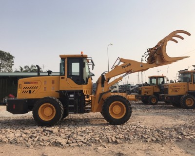 MÁY XÚC LẬT 1,6M3 MODEL DD936B – Ô TÔ PHÚ MẪN