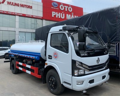 Xe Phun Nước Rửa Đường 6 Khối (Ô tô xi téc phun nước)