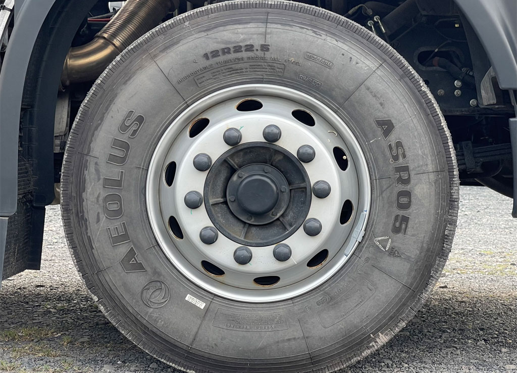 đầu kéo dongfeng