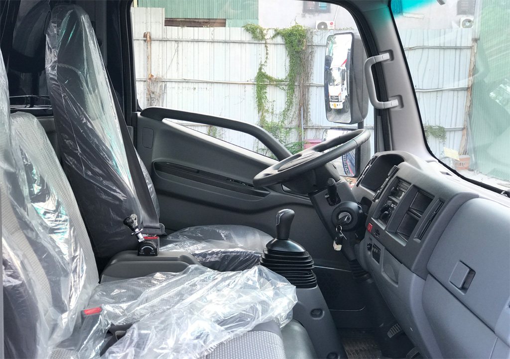 jac n500 chở gà