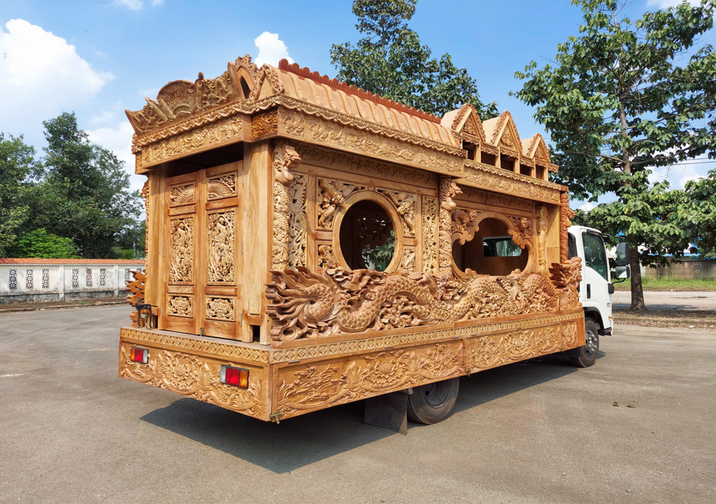 xe chở quan tài