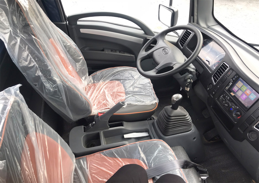 xe tải veam chở pallet