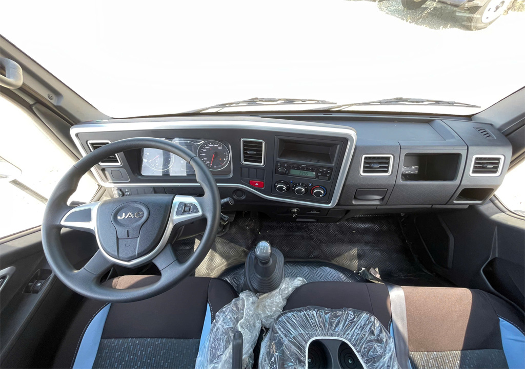 xe tải jac 2t4