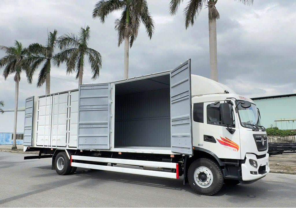 xe tải thùng container