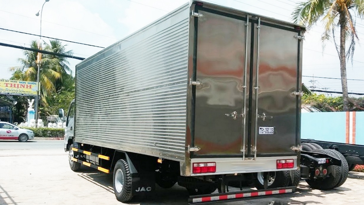 Xe tải Jac 6.4 tấn (TRA1083K.E8701)